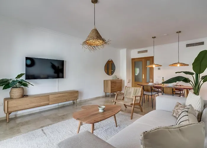 Family-friendly Garden - Lunymar Golf Estepona, Pool & Near Apartamento Estepona