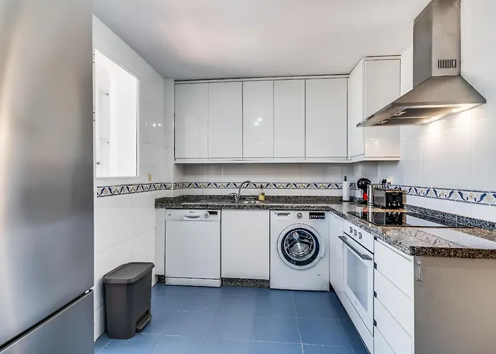 Family-friendly Garden - Lunymar Golf Estepona, Pool & Near