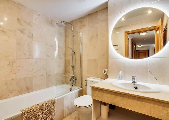 公寓 Family-friendly Garden - Lunymar Golf Estepona, Pool & Near *